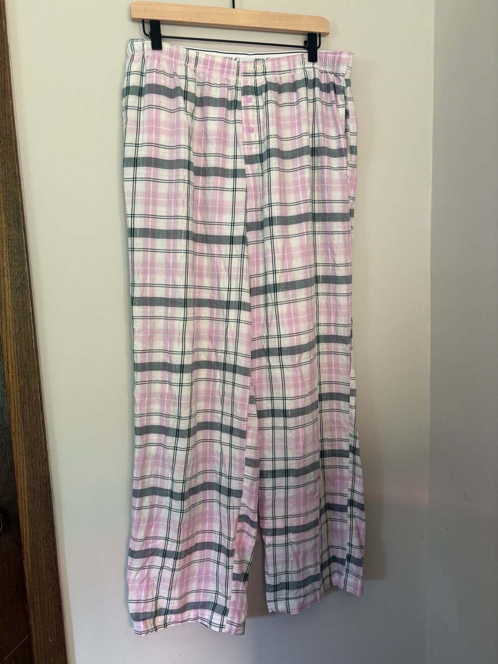 Victoria's Secret PINK Flannel Pajama Pants in Pink and Green Plaid Sz L